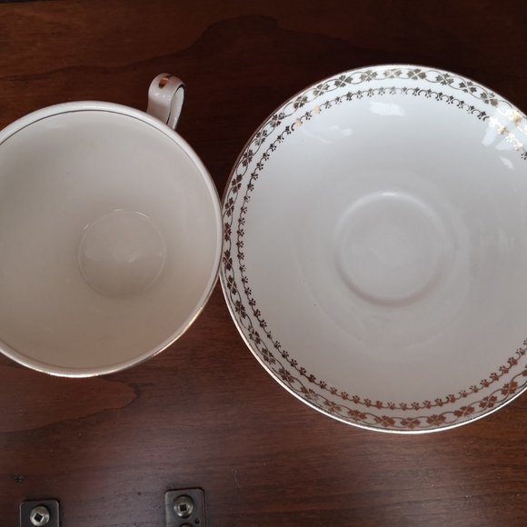 Rose china and Royal Semi porcelain cup&saucer - Picture 6 of 7
